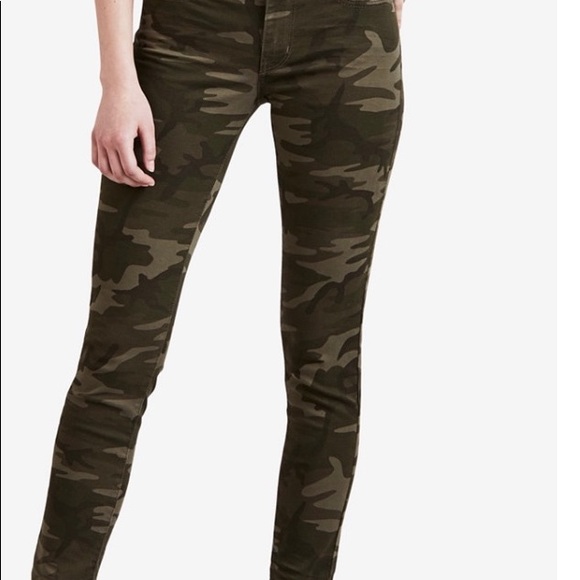 2 pair Levi’s 711 Skinny ankle camo jeans - Picture 5 of 6